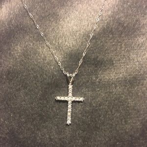 Jared White Gold and 1/4 ct tw diamond cross